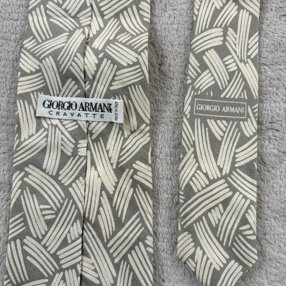 Vintage Giorgio Armani Cravatte Abstract Art AOP Silk Tie Made in Italy Designer